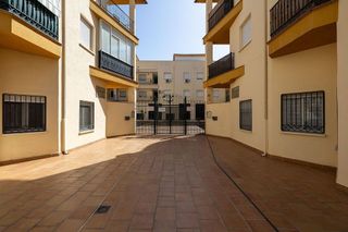 Piso en venta en Residencial Triana - Barrio Alto en Gabias (Las)