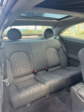 Mercedes-Benz C220 2005