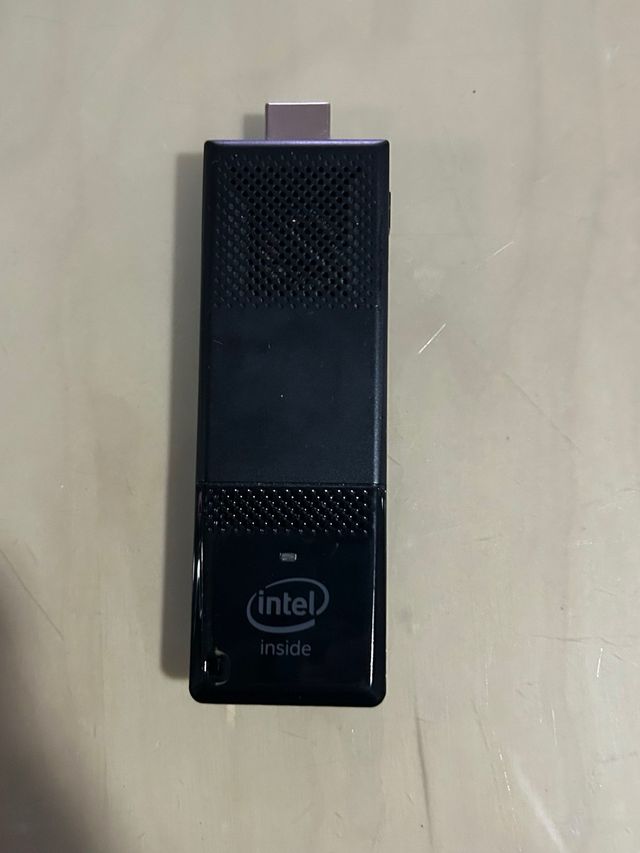 Intel Compute Stick STK1AW3250