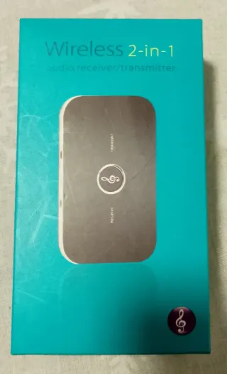 Mini Cadena Philips Negra + adaptador bluetooth.