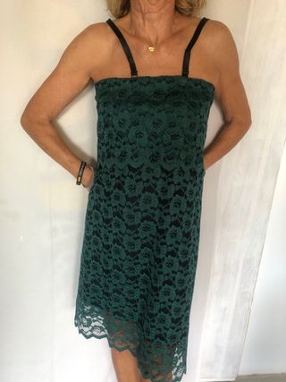 Vestido de encaje verde