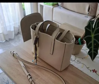 Bolso de mano beige Parfois