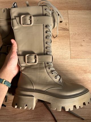 Botas altas militar
