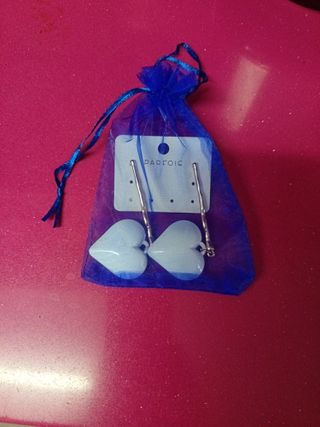 Pendientes Parfois dorados y blancos