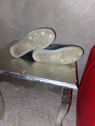 Scarpe scamosciate grigie con stella