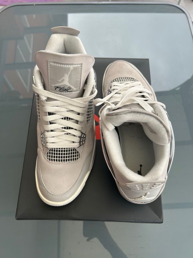 Jordan 4 Frozen Moments