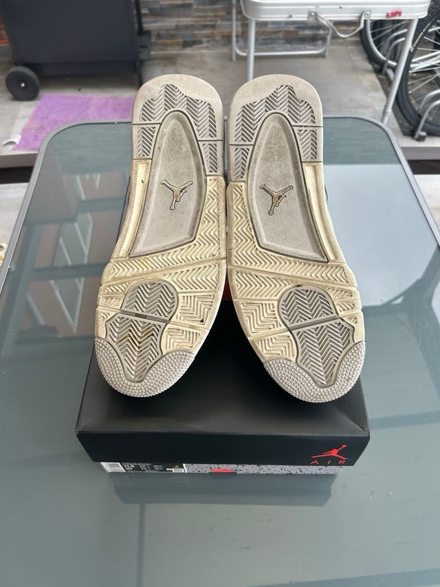 Jordan 4 Frozen Moments