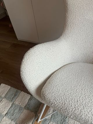 Mecedora borreguito blanco de Kave Home