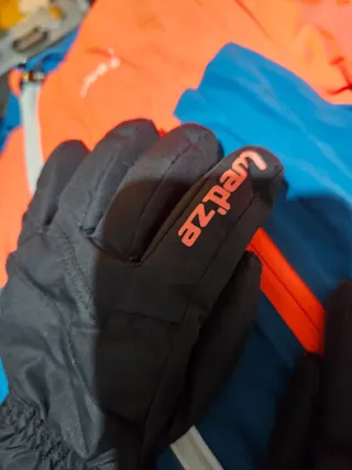 Tuta da sci arancione e blu + guanti da sci