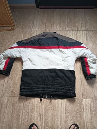 Chaqueta de invierno para nieve y mal tiempo