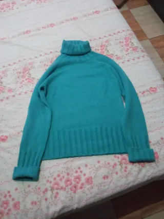 Suéter de lana mujer cuello alto