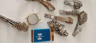 Lote Vintage Relojes y 2 Pulseras chapado oro