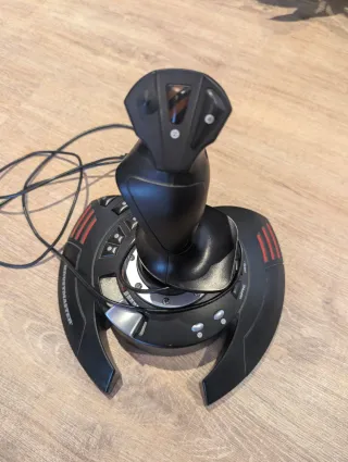 Joystick Thrustmaster T-Flight Stock X