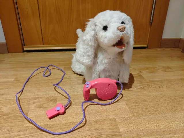 Perrito FurReal Friends con correa