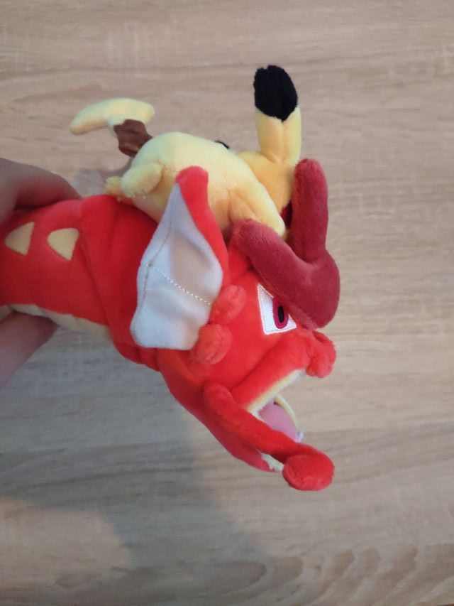 Peluche Pokémon di Hiroshima Gyarados, luccicante