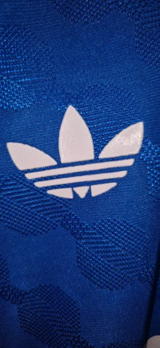 Camiseta manga corta Hombre talla L (pequeña).