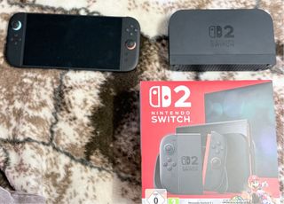 Nintendo Switch 2 Gris y Negro + mando