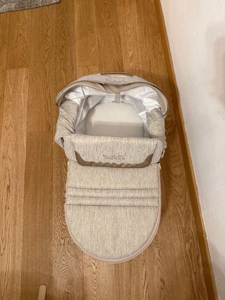 Trio neonato beige con sfumature gold