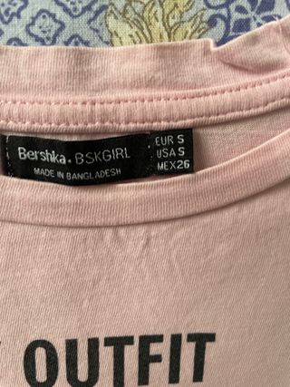 Camiseta sin mangas Bershka rosa S