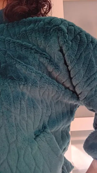 Chaqueta de pelo color verde  turquesa 