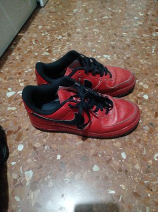 Nike Air Force 1 Rojas