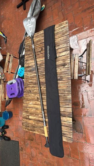 Remo de carbono Quickblade con funda