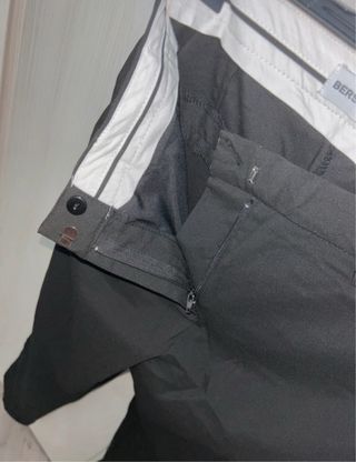 Pantaloni neri eleganti