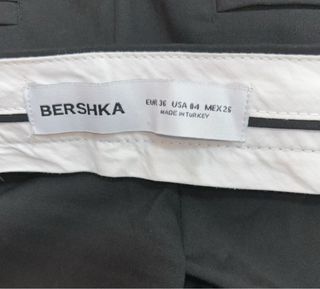 Pantaloni neri eleganti