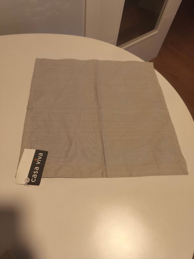 Ocho servilletas de tela sin estrenar