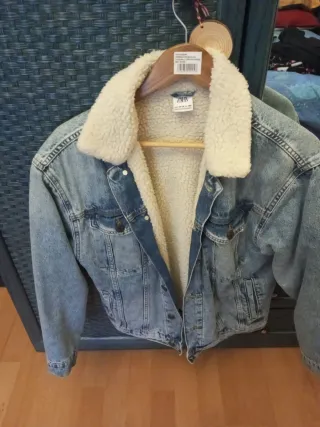 Cazadora vaquera Zara forrada