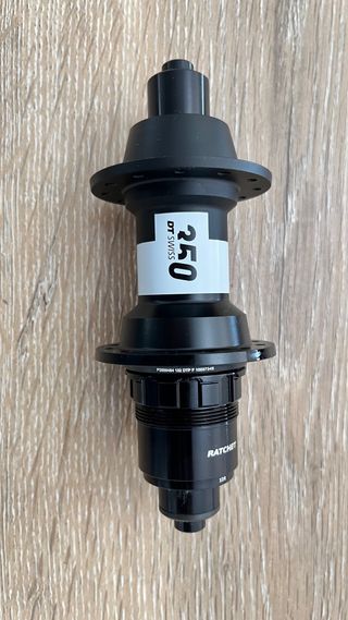 Buje DT Swiss 350 Classic 130 24 Zapata