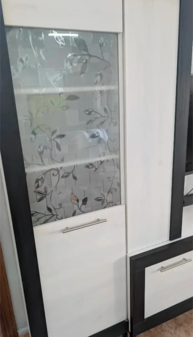 URGE RETIRAR Mueble de salón modular gris y blanco