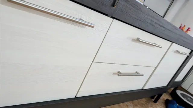URGE RETIRAR Mueble de salón modular gris y blanco