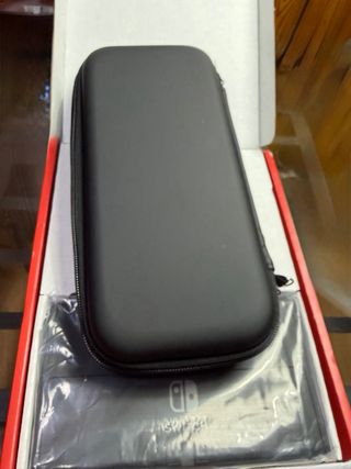 Nintendo Switch OLED Blanca y Negra