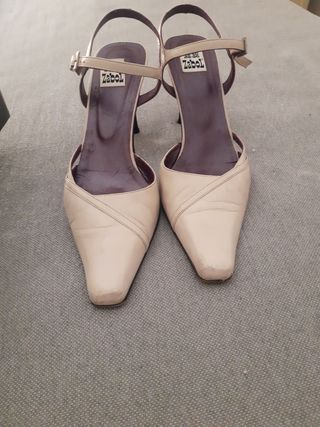 Zapatos Zabol Talla 39 Beige y Morado