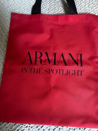 Bolso Tote Armani In The Spotlight