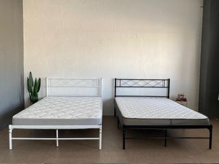 Camas nuevas ! Disponible en blanco y negro