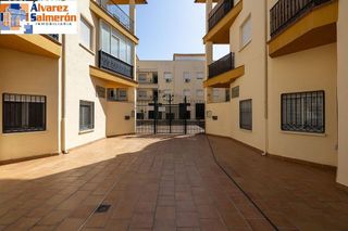 Piso en venta en Residencial Triana - Barrio Alto en Gabias (Las)
