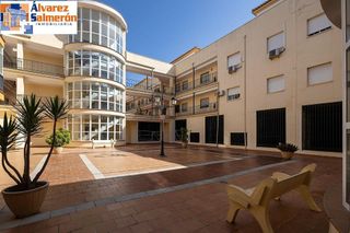 Piso en venta en Residencial Triana - Barrio Alto en Gabias (Las)