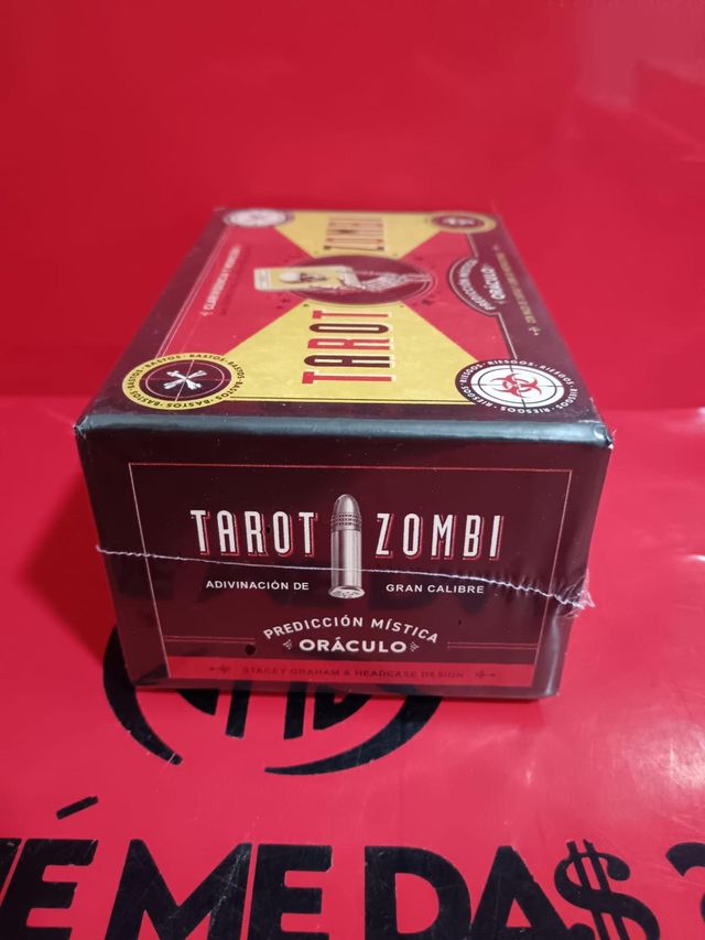 Oráculo Tarot Zombi - Cartas y Libro