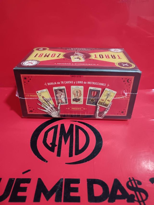 Oráculo Tarot Zombi - Cartas y Libro