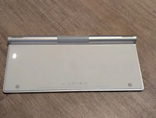 Teclado Apple Plata y Blanco