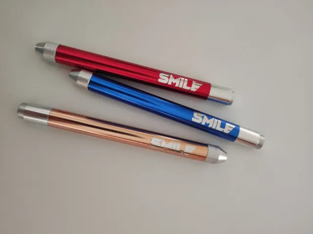 Deshierbador SMILE LED + 5 puntas Cricut