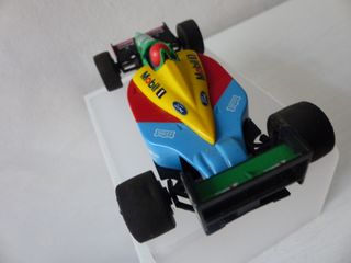 Coche F1 Scalextric Benetton Inglaterra