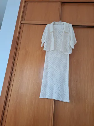 Conjunto beige de punto
