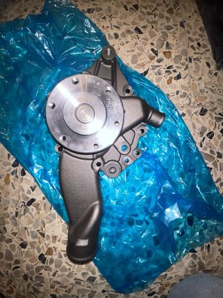 Bomba de agua Man TGL TGM 2004