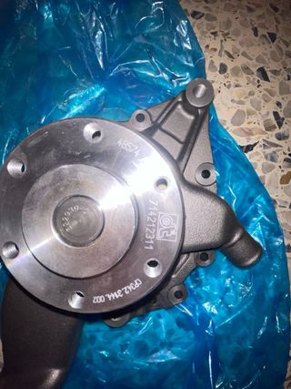 Bomba de agua Man TGL TGM 2004