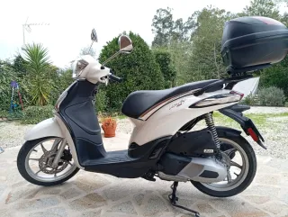 Moto Piaggio Liberty 125cc Seminueva