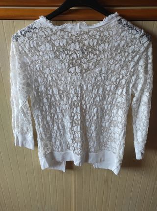 Coprispalle bianco in pizzo