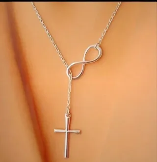 Collar Infinito con Cruz Plateado